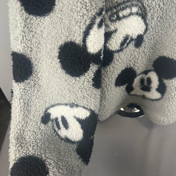 Mickey Mouse Disney Women 3xlarge gray Sherpa Pullover Sweater Fleece Loungewear - Picture 3 of 8